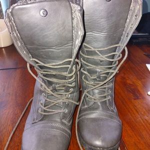 Women's boots